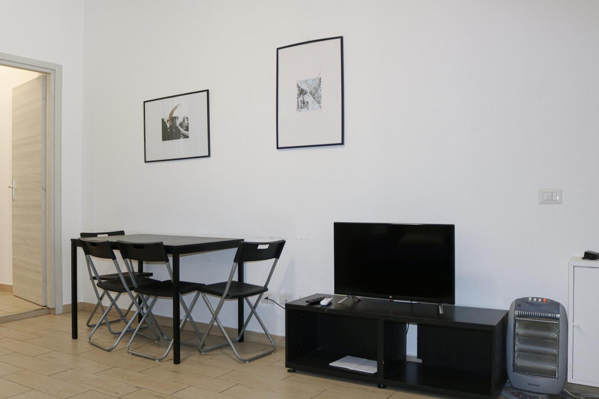 Along The Canal Smart Flat Naviglio - 4 People كورسيكو المظهر الخارجي الصورة