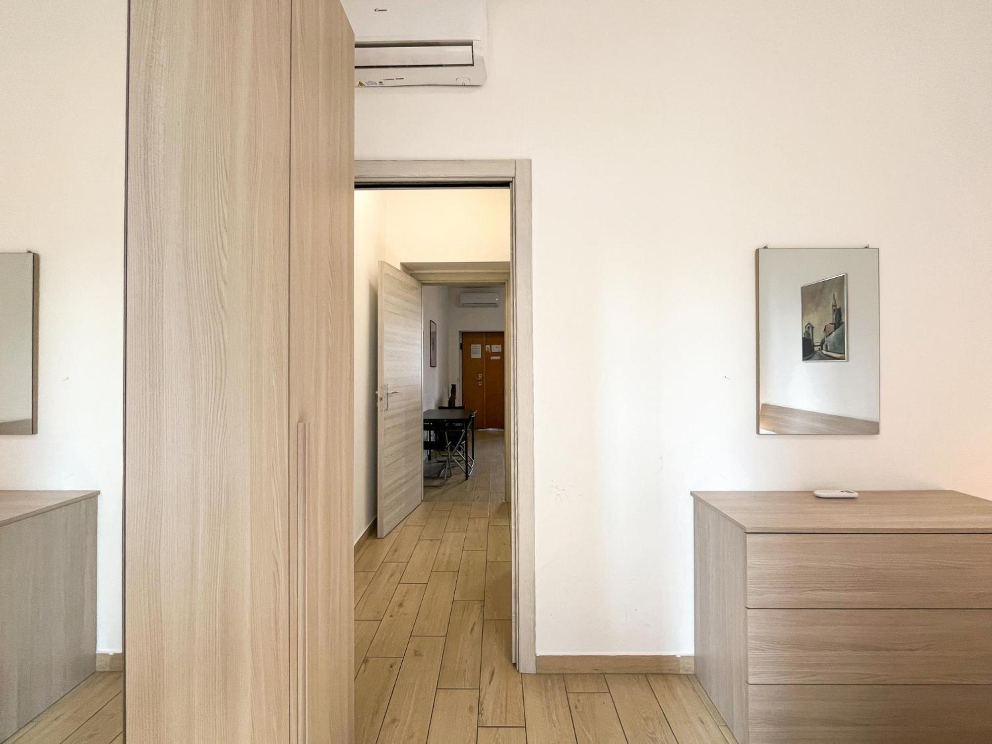 Along The Canal Smart Flat Naviglio - 4 People كورسيكو المظهر الخارجي الصورة